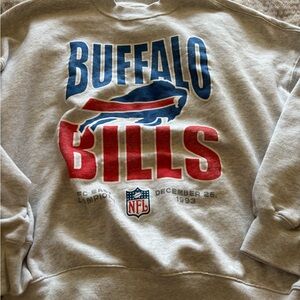 Abercrombie & Fitch Grey Buffalo Bills Graphic Crewneck